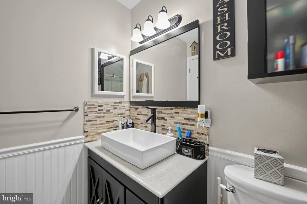 Photo of 553 CROSSBRIDGE DRIVE