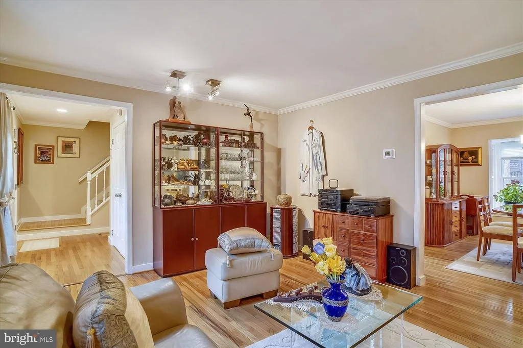 Photo of 2410 HENSLOWE DRIVE