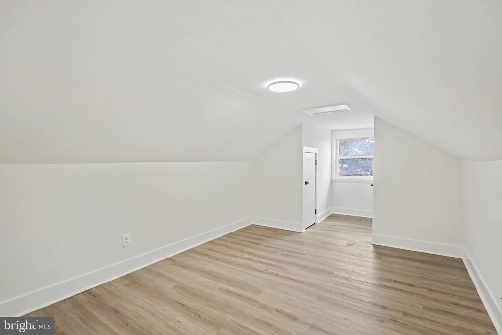 Photo of 515 FREYS ROAD