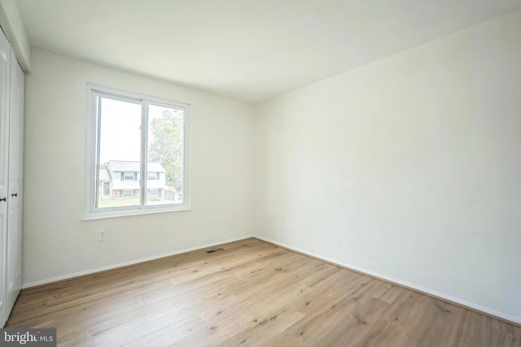 Photo of 1797 VALLEYSIDE DRIVE