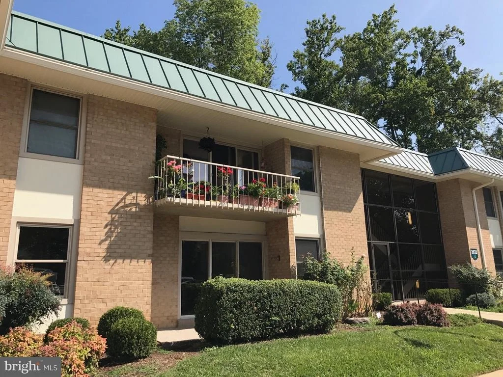 Photo of Unit 82E at 3632 GLENEAGLES DRIVE