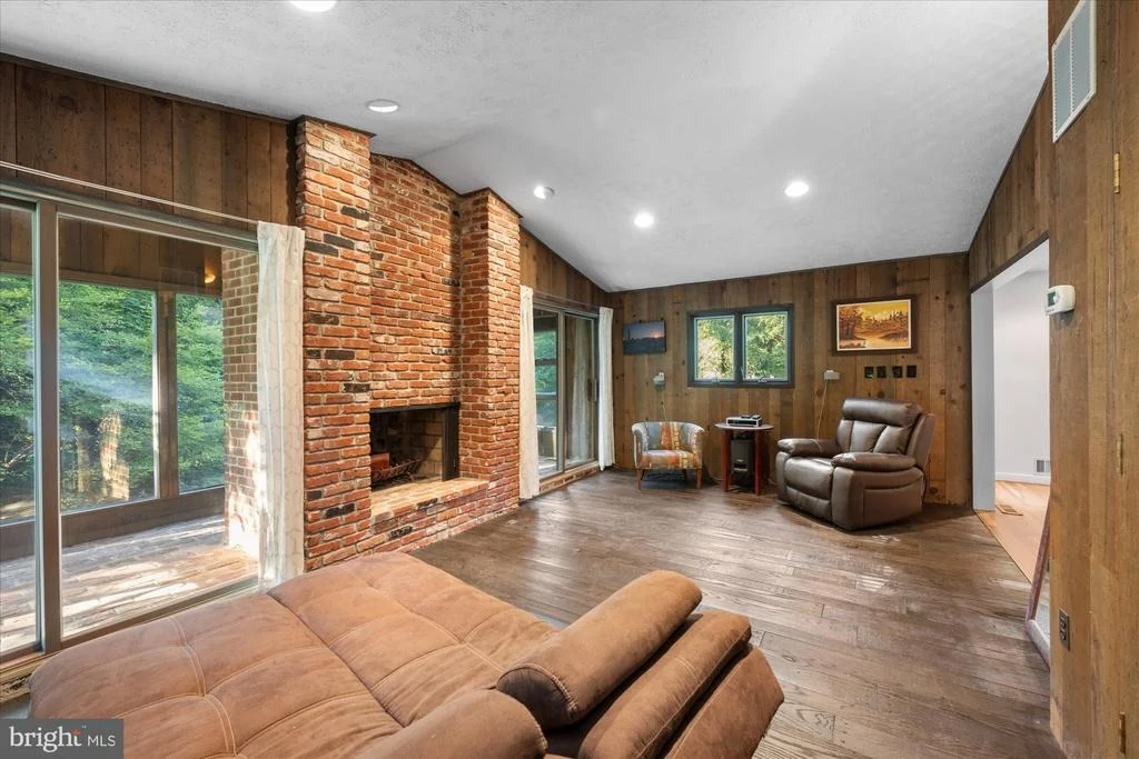 Photo of 6952 DUNCRAIG COURT