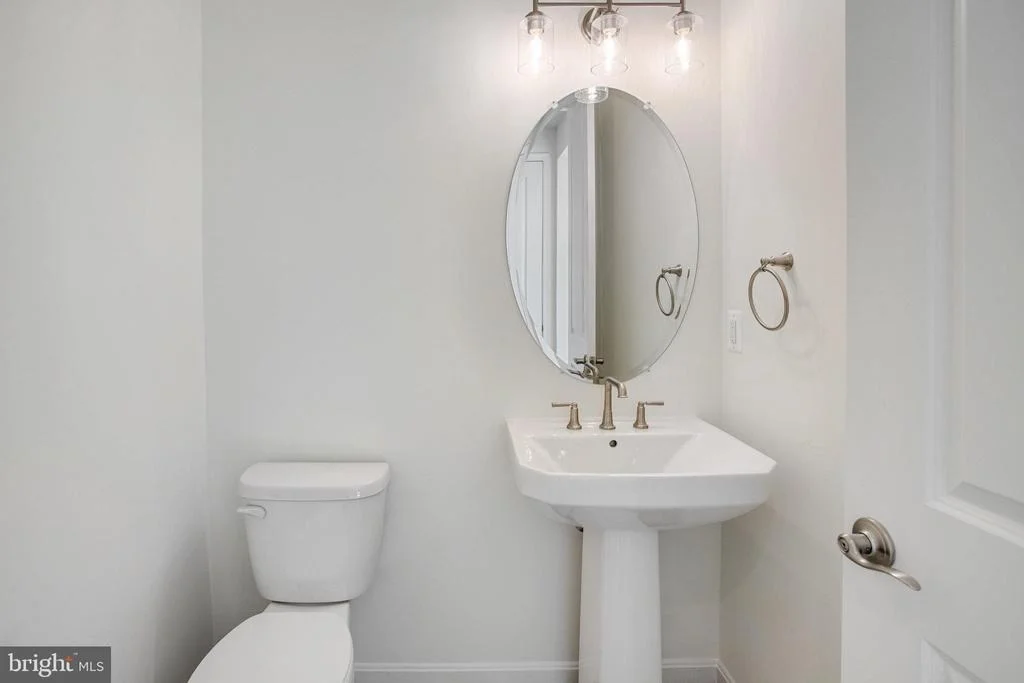 Photo of 620 CLOVER LANE