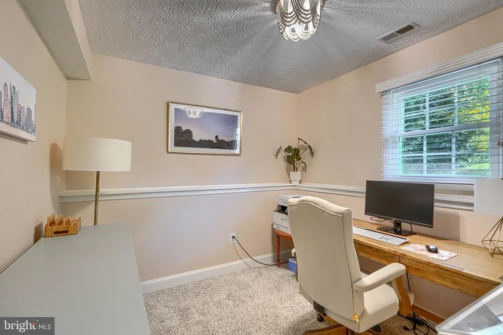 Photo of 1004 PEPPARD DRIVE