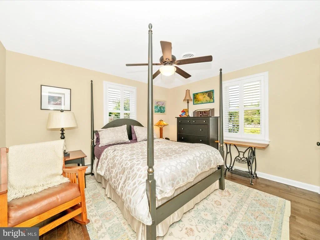 Photo of 903 MERCER PLACE