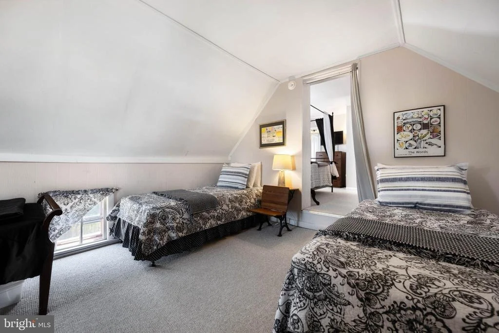 Photo of 121 FRANKLIN AVENUE