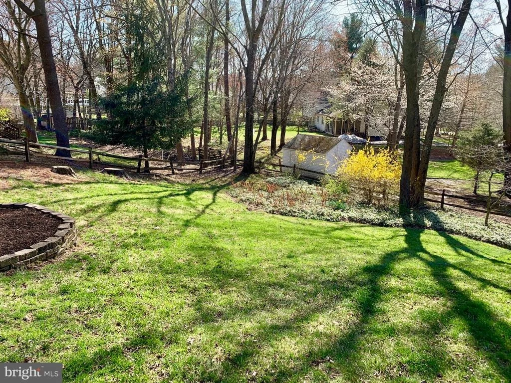 Photo of 16616 CUTLASS DRIVE