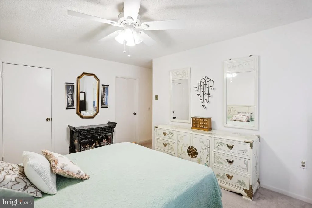 Photo of Unit 833D at 15320 PINE ORCHARD DRIVE
