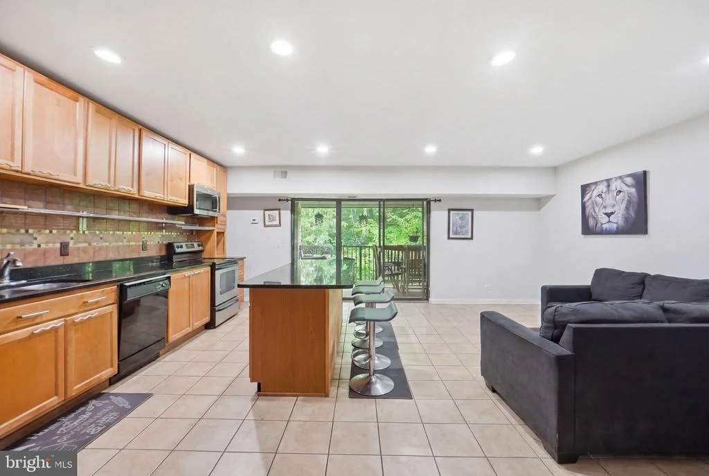 Photo of Unit 9022C at 11650 STONEVIEW SQUARE
