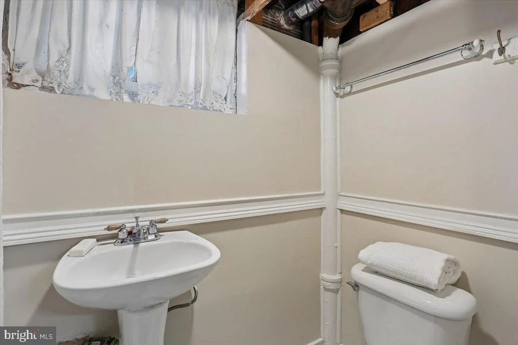 Photo of 9501 COLESVILLE ROAD