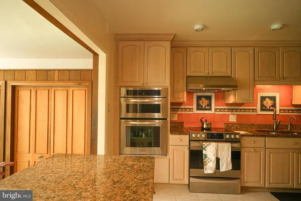 Photo of 1205 SPOTSWOOD DRIVE