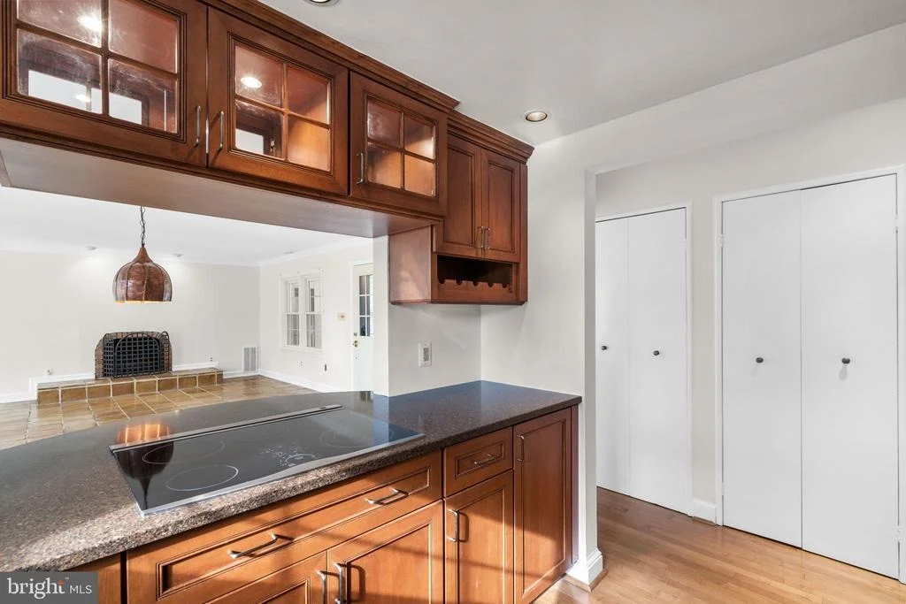 Photo of 3707 COOL CREST DRIVE