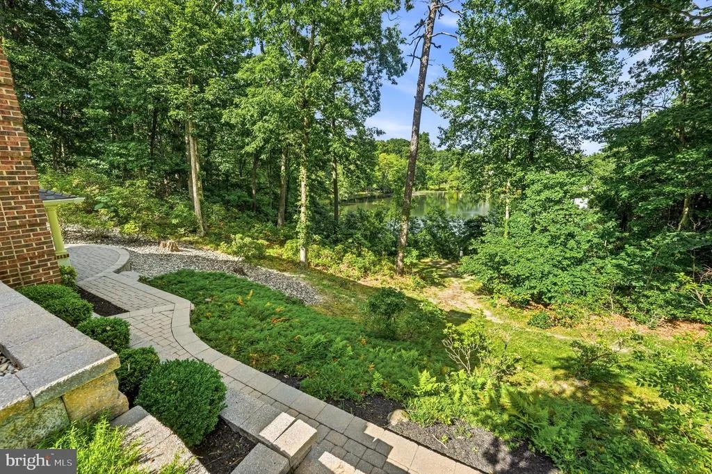 Photo of 25 FOX TAIL COURT