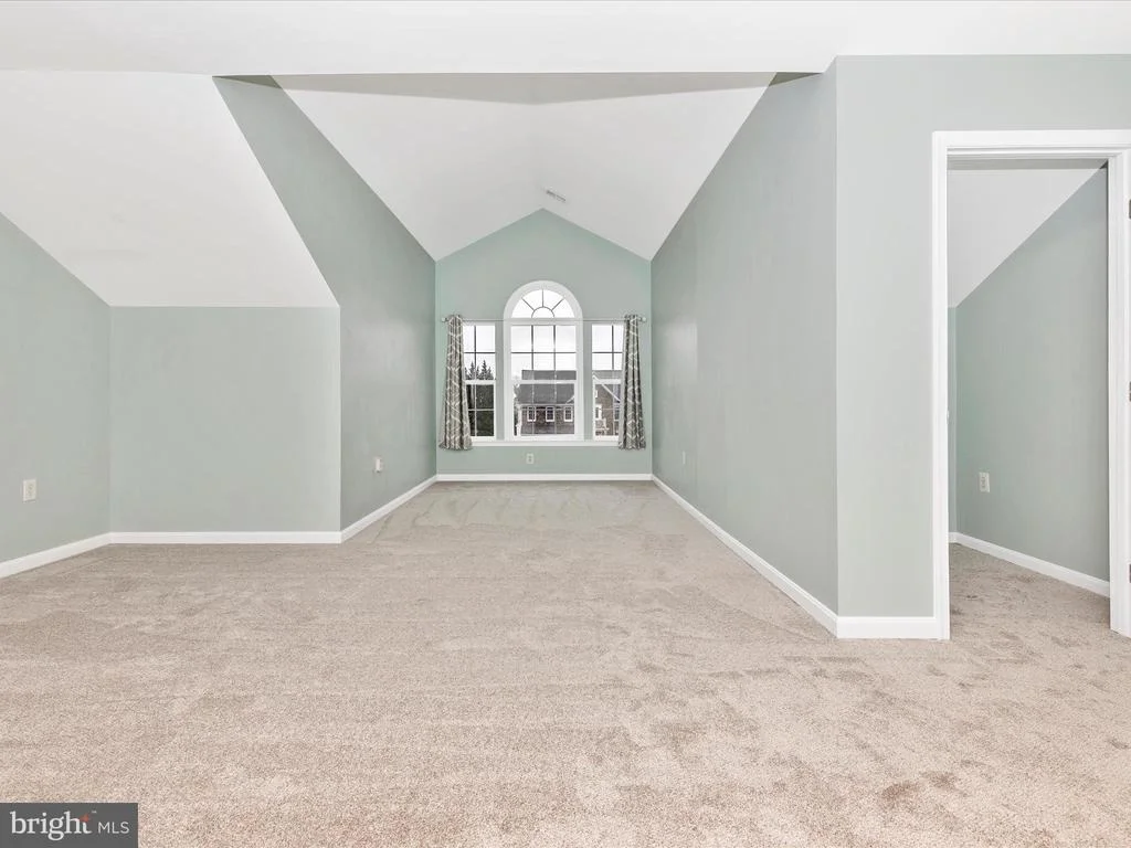 Photo of 605 CROSSOVER COURT