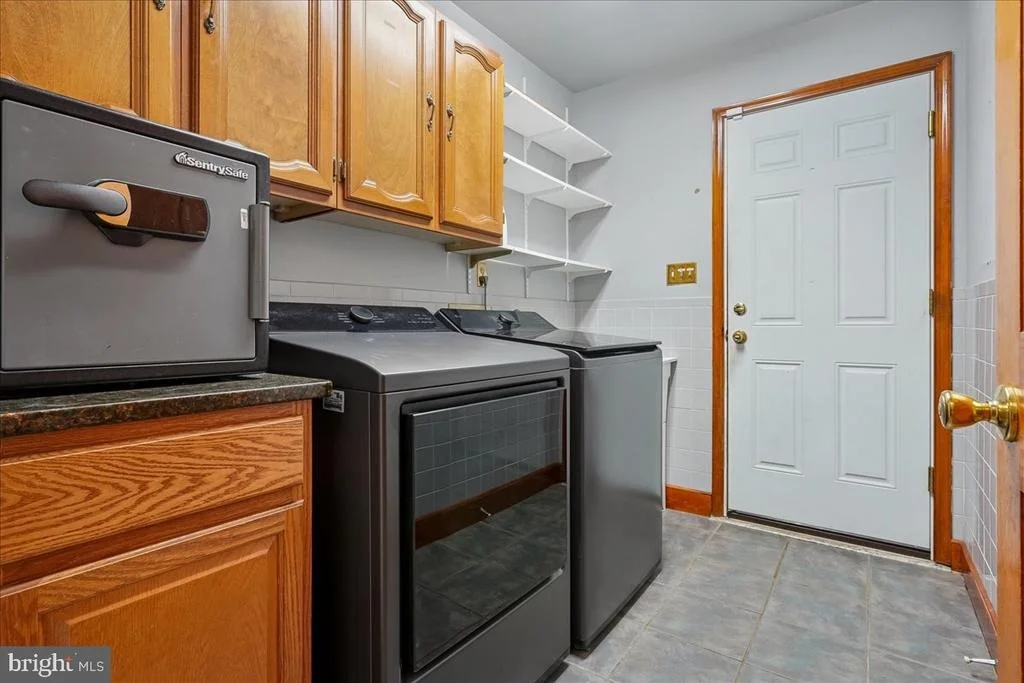 Photo of 4790 STONEHURST DRIVE
