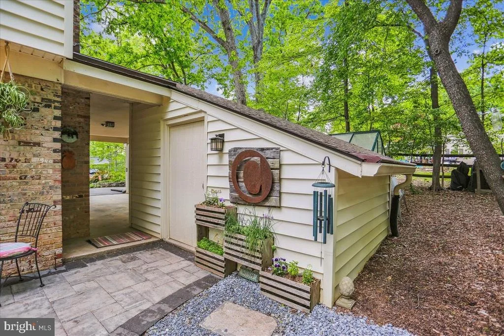 Photo of 17817 CADDY DR