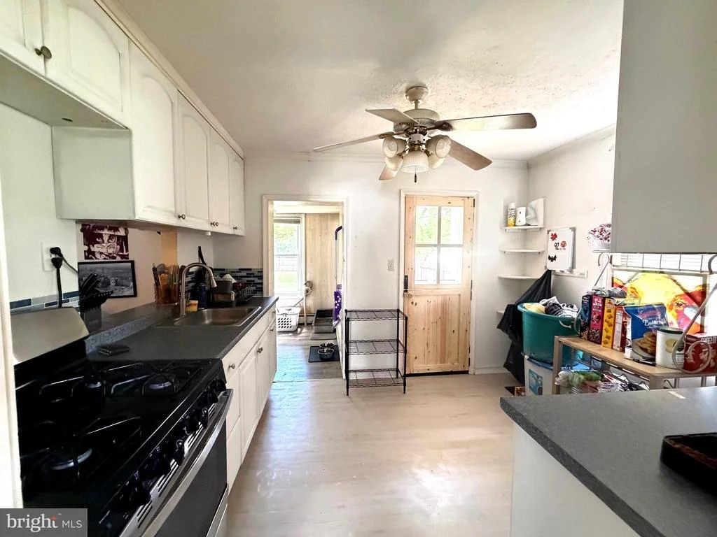 Photo of 3307 CHAPMAN ROAD