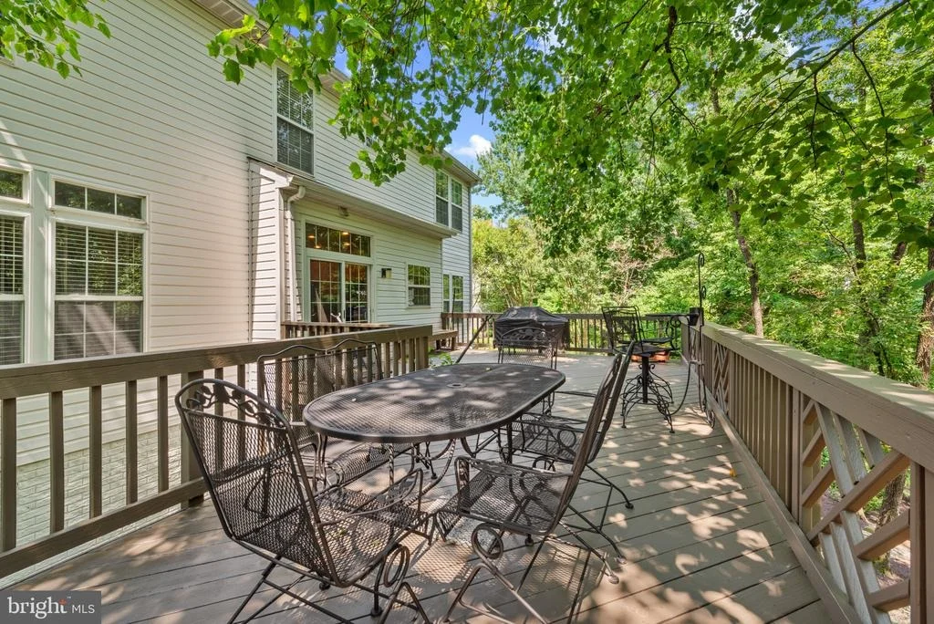 Photo of 6074 AVALON DRIVE SE