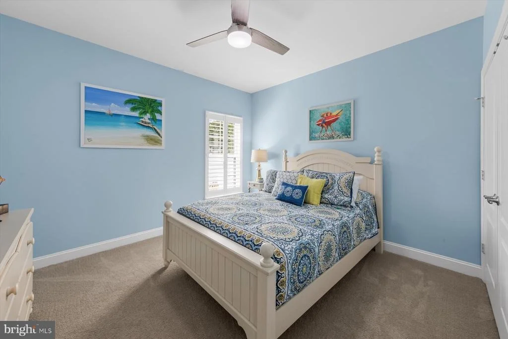 Photo of 24860 MISTLETOE DRIVE