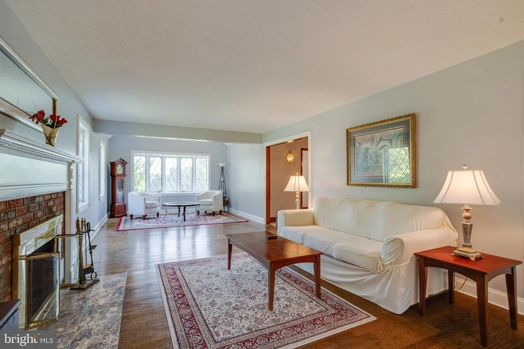 Photo of 2300 KINGS ARMS DRIVE