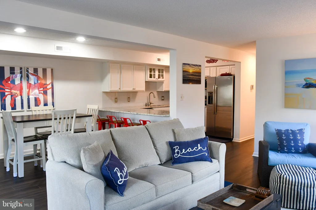 Photo of Unit 2 at 260 SEA EAGLE DRIVE