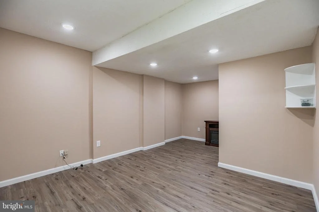 Photo of 9123 OLD BURTON CIRCLE