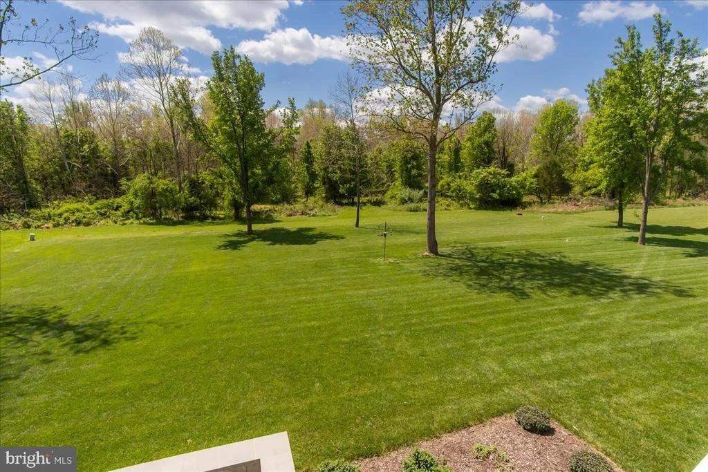 Photo of 7172 MEADOWBROOKE DRIVE