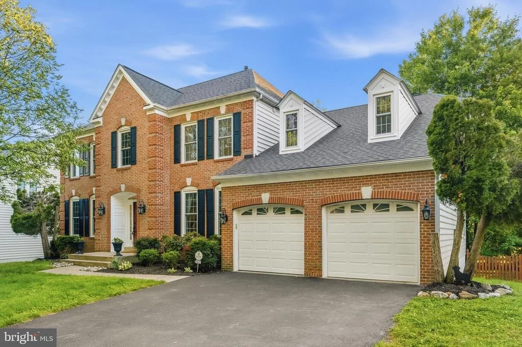 Photo of 21527 FOX FIELD CIRCLE