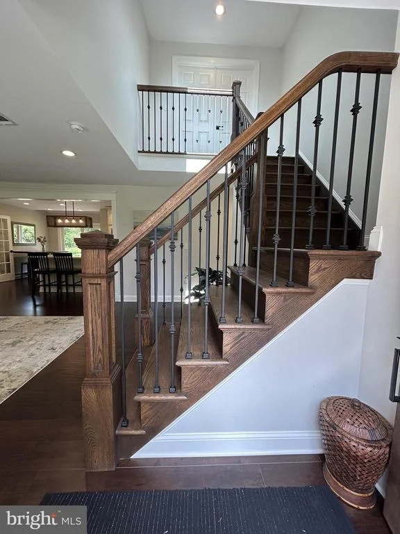 Photo of 902 N ISLAND ROAD