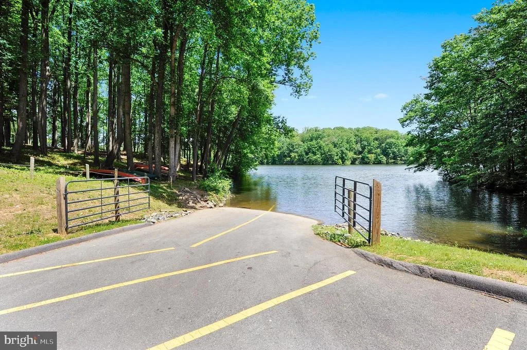 Photo of 15603 BOND MILL ROAD