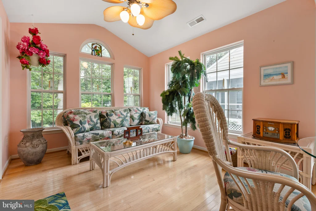 Photo of 32618 SEAVIEW LOOP