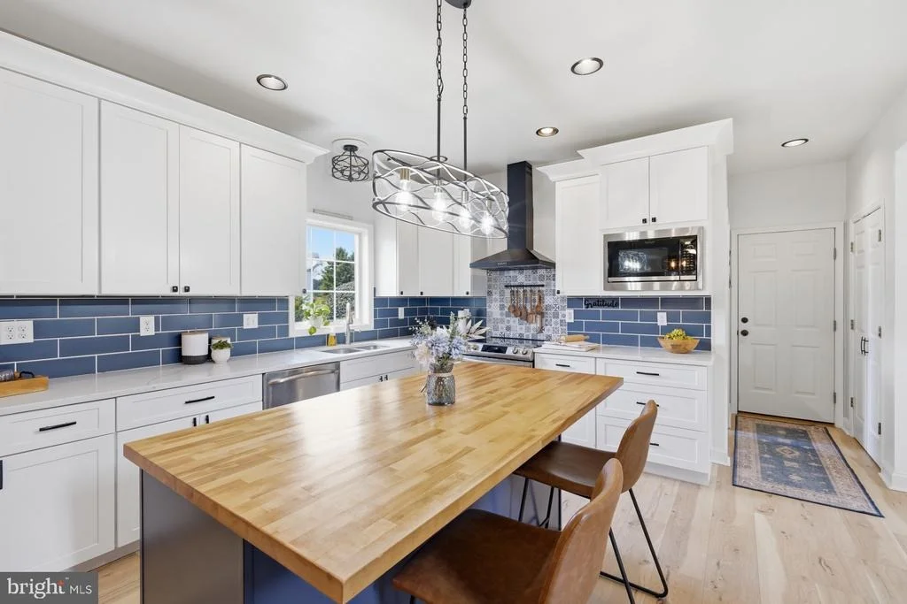 Photo of 354 CLAIBORNE FIELDS DRIVE