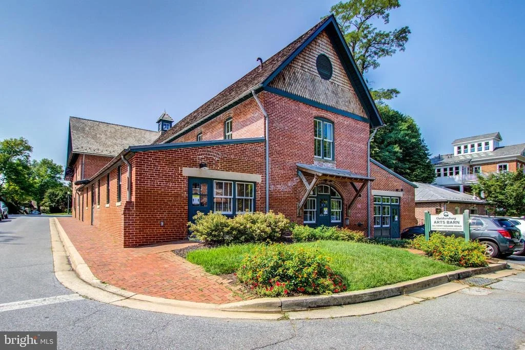 Photo of 801 LINSLADE STREET