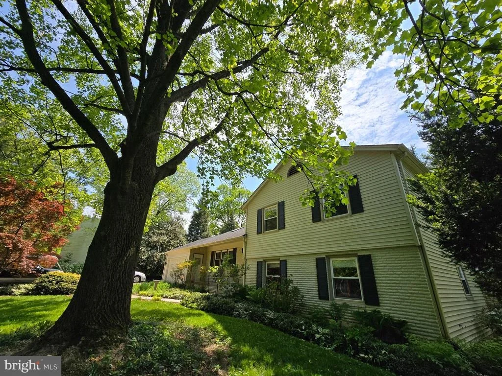 Photo of 7328 CENTENNIAL ROAD