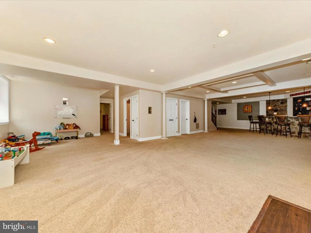 Photo of 15 HOFFMAN DRIVE