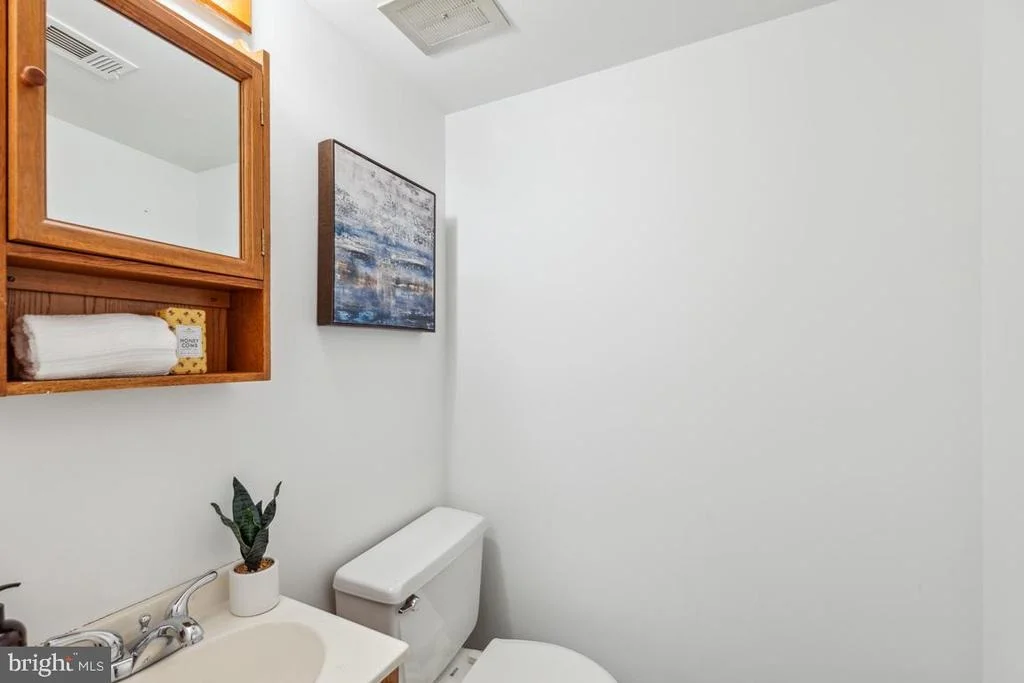 Photo of 9436 WALLINGFORD DRIVE