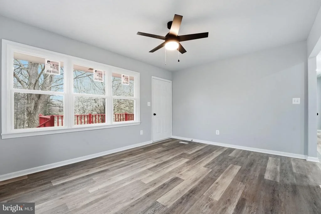 Photo of 984 OAK PARK