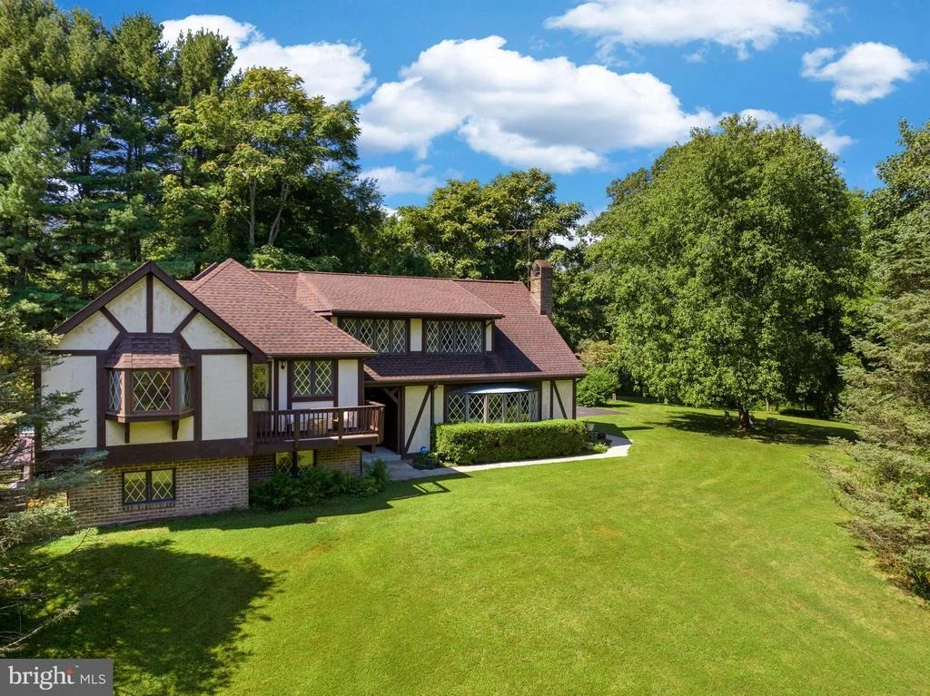 Photo of 8000 EXODUS DRIVE