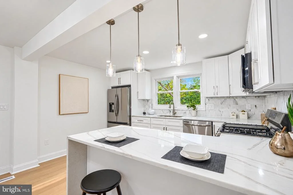 Photo of 1017 ROXLEIGH ROAD