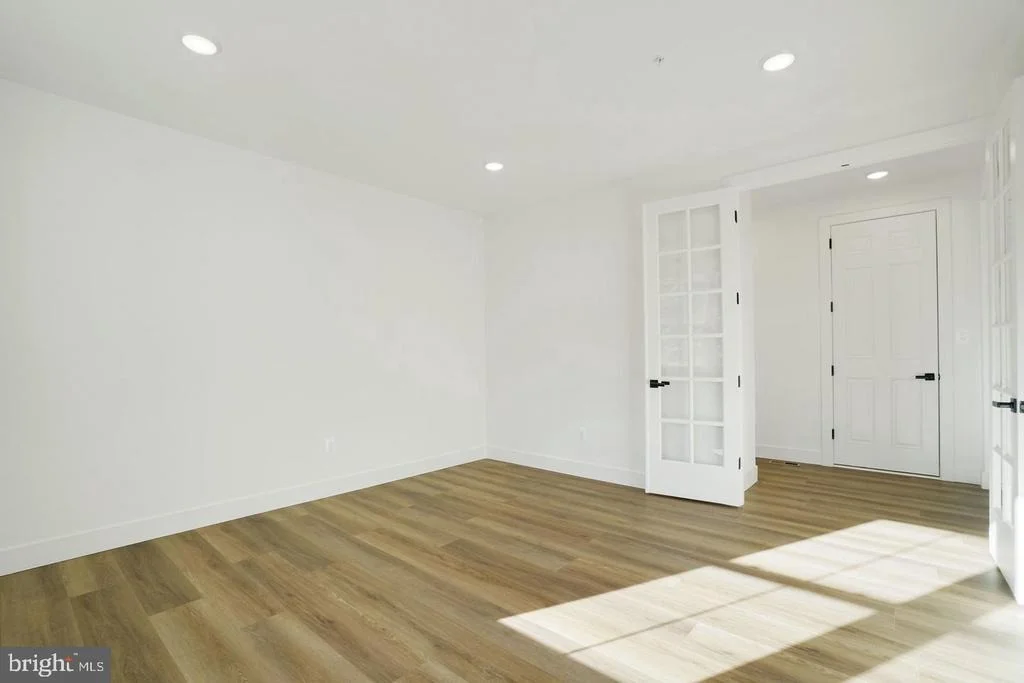 Photo of 2003 ARAM DRIVE