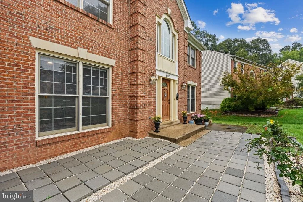 Photo of 6832 COMPTON HEIGHTS
