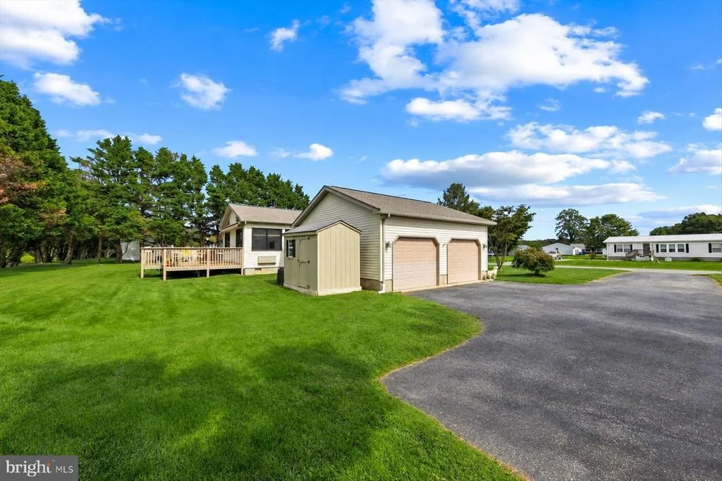 Photo of 13 W GREENWING DRIVE
