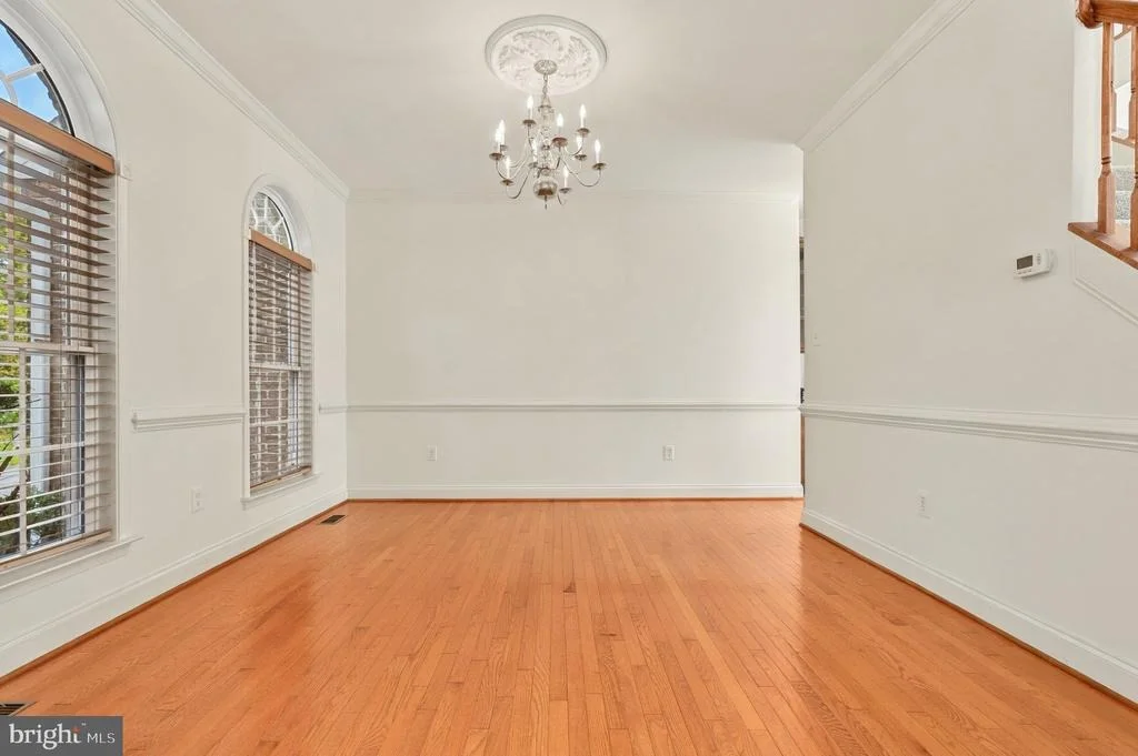 Photo of 6152 MONTGOMERY ROAD