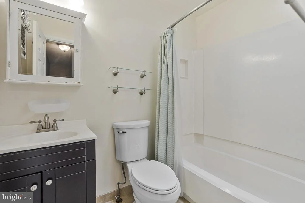 Photo of 1107 TREESIDE LANE