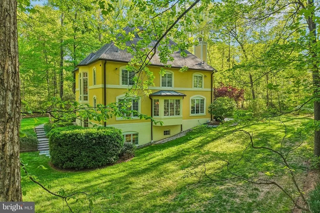 Photo of 13798 LAKESIDE DRIVE