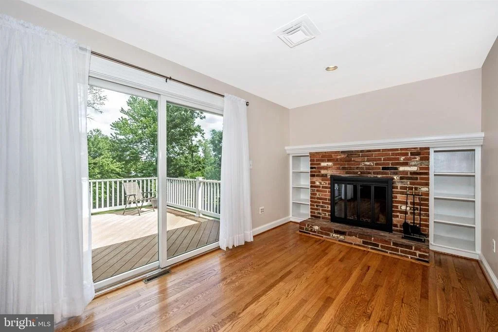 Photo of 25805 RIDGE ROAD