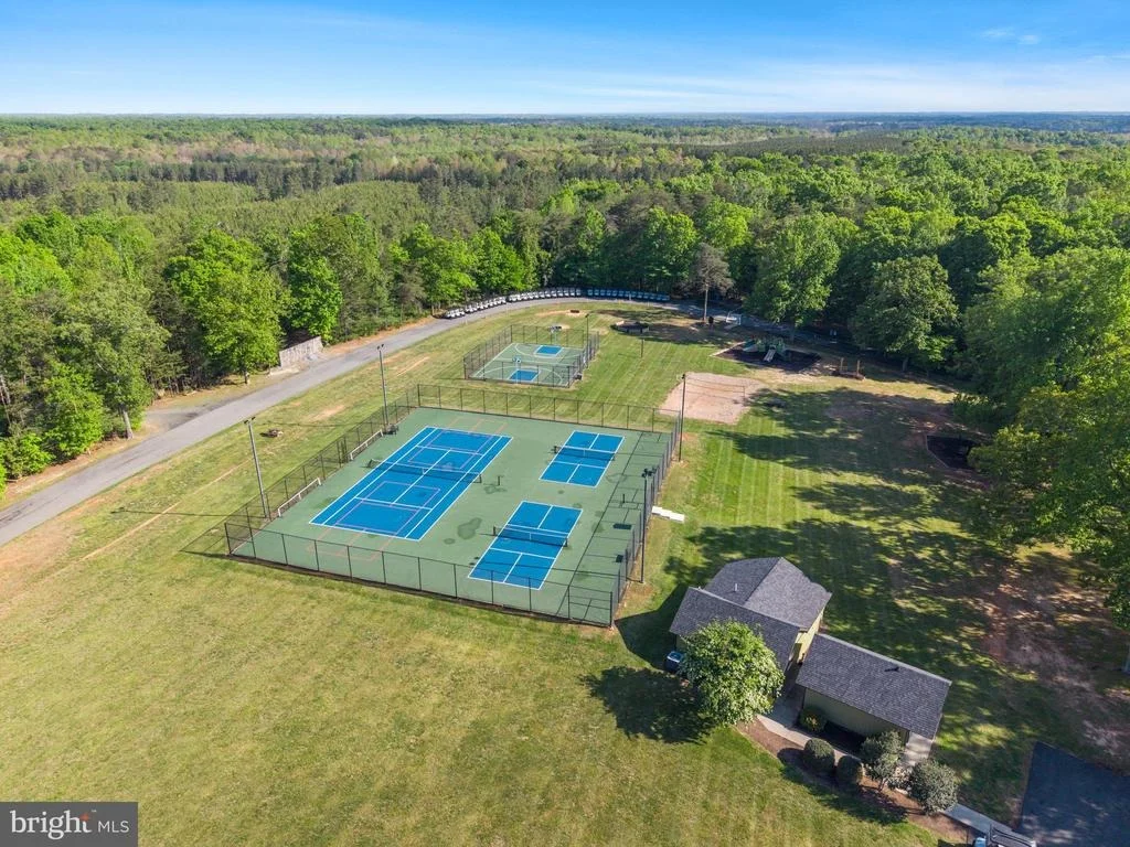 Photo of 132 PINEHURST DR DRIVE