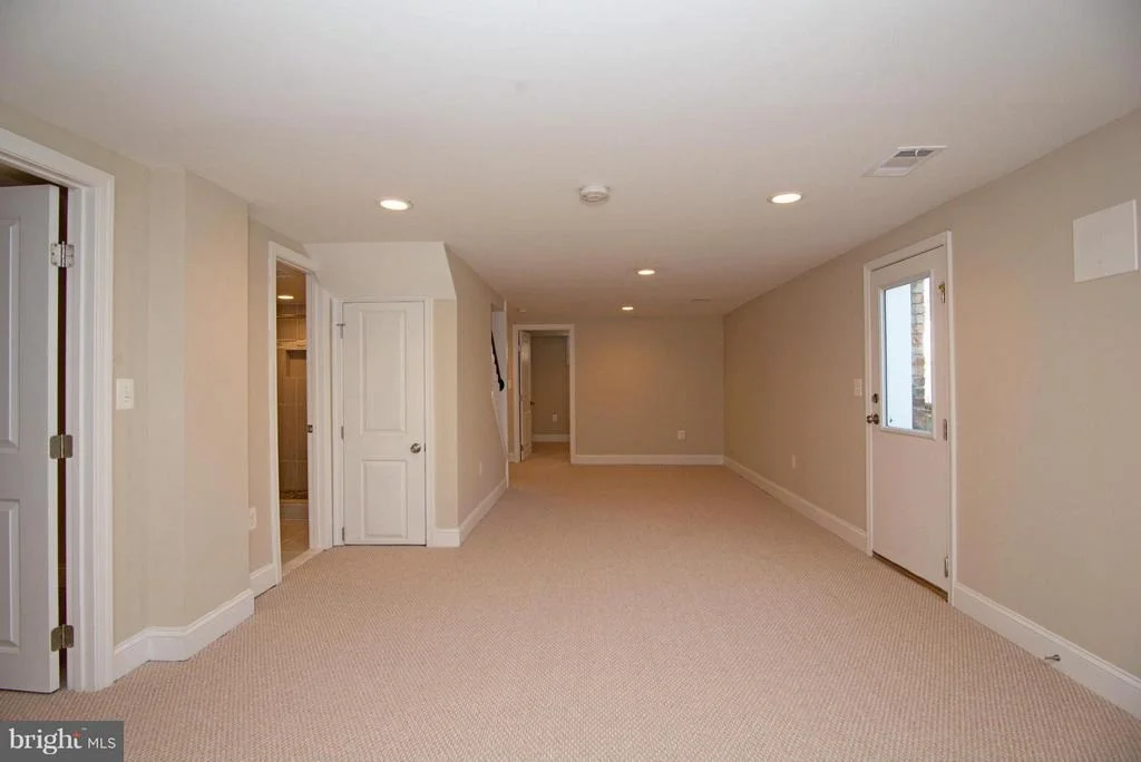 Photo of 6411 HILLSIDE LANE