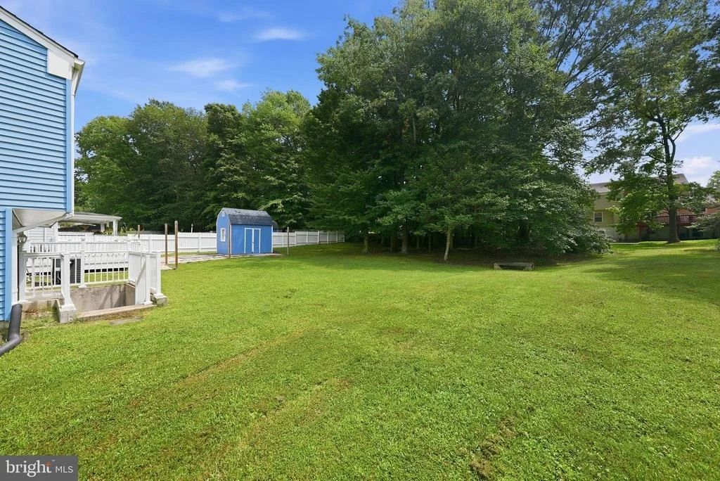 Photo of 10101 MADRONAWOOD DRIVE