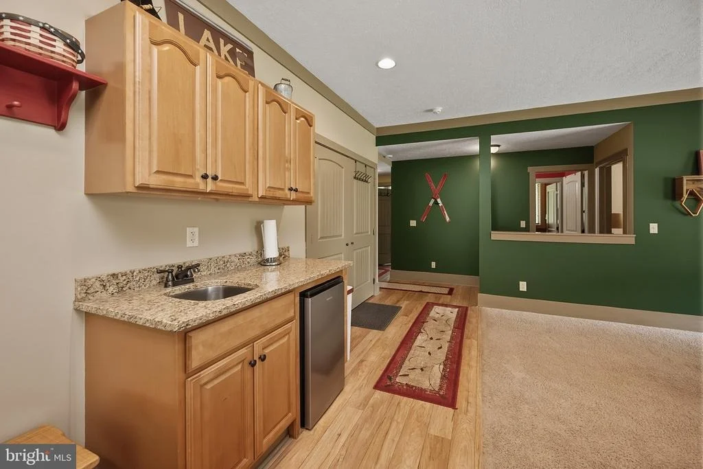 Photo of 110 NORTHLAKE DRIVE